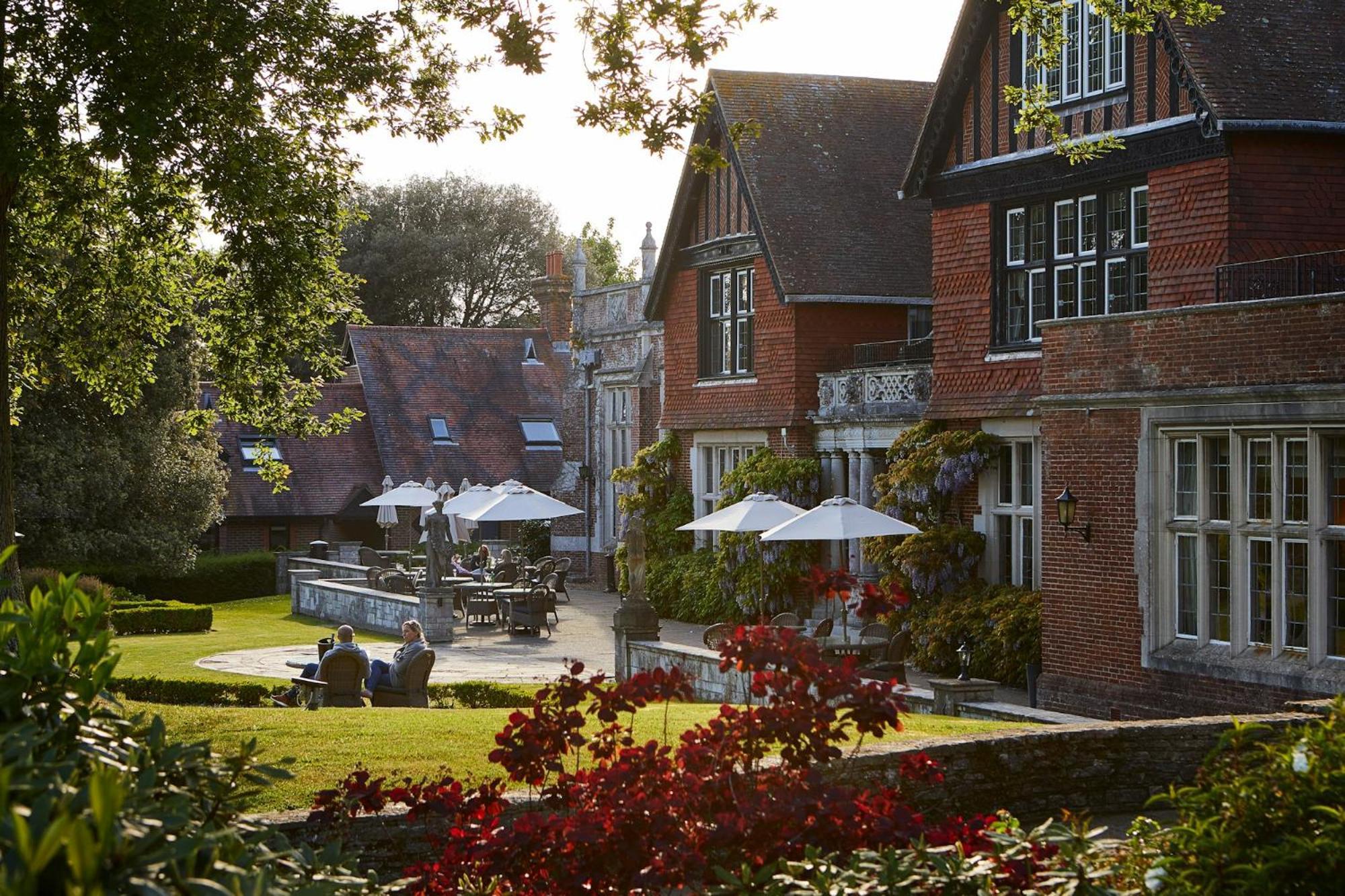 Macdonald Elmers Court Hotel Lymington Exterior photo