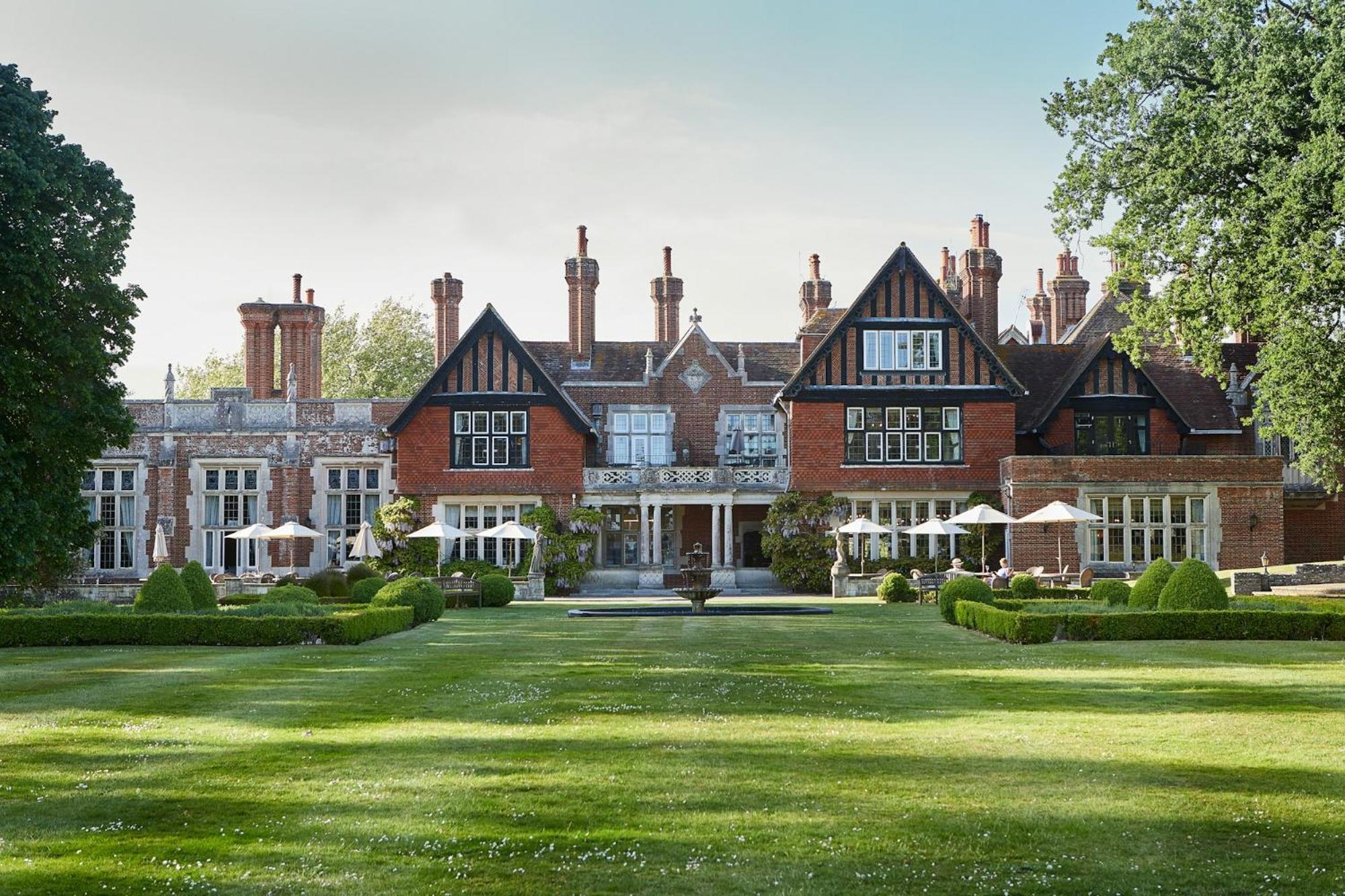 Macdonald Elmers Court Hotel Lymington Exterior photo